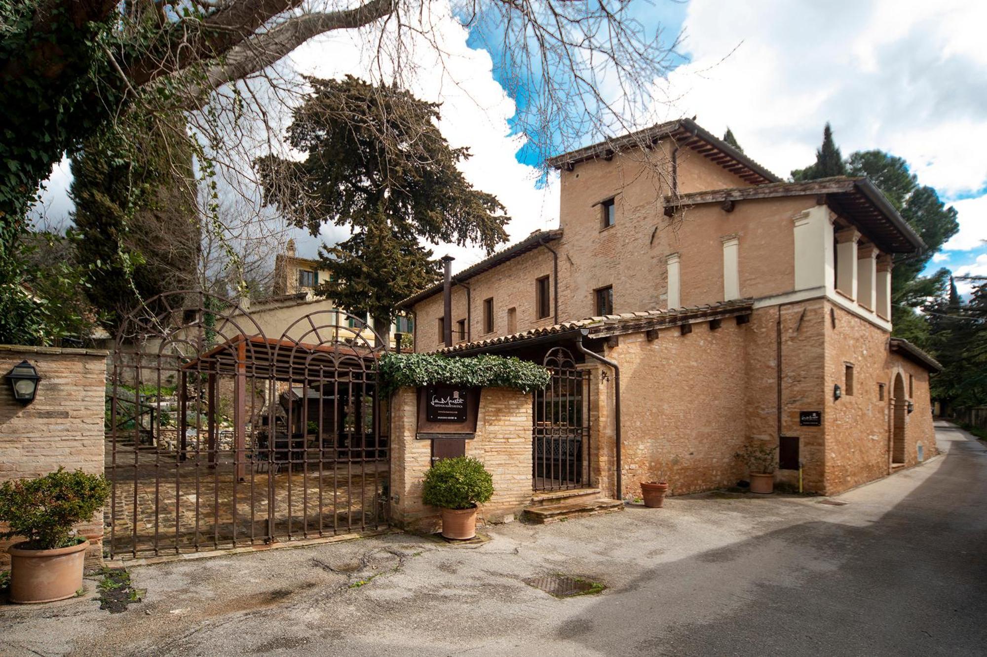 La Maesta Antica Dimora Di Campagna Villa Foligno Eksteriør bilde